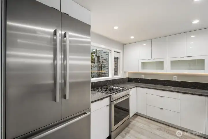 New Stainless Applances