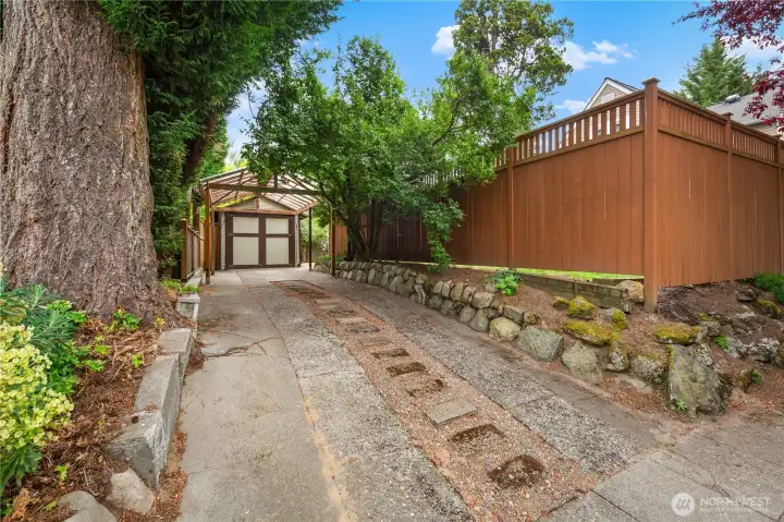 Driveway and garage access off 27th