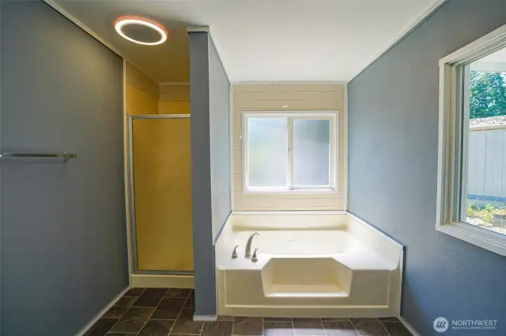En Suite.