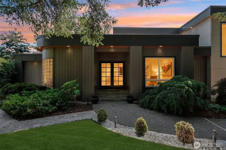 Welcome to this private 1.2-acre contemporary retreat just minutes from Woodinville Wine Country.