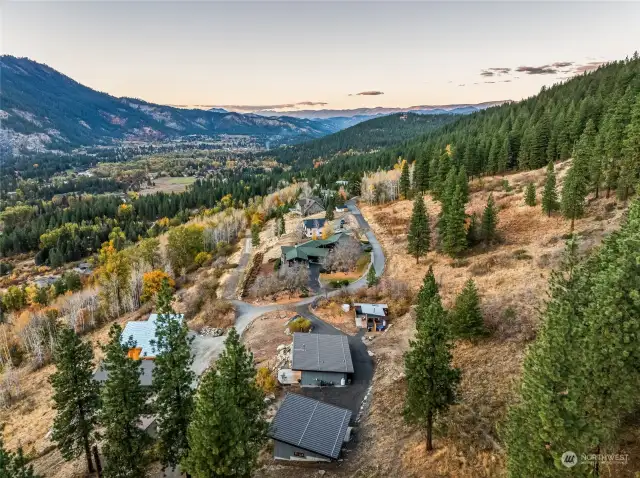 Definition of Photo: Leavenworth WA Dream Home