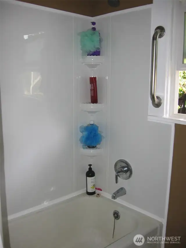 shower tub