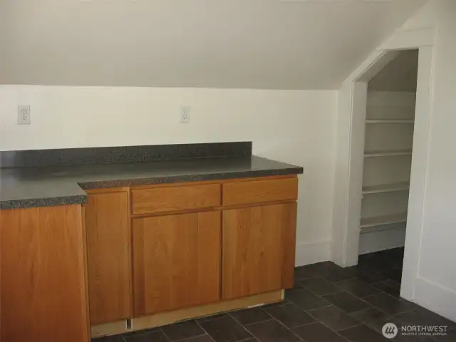 upper kitchen