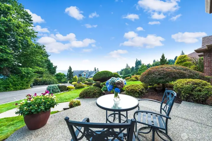 Enjoy your favorite beverage on this fabulous front patio
