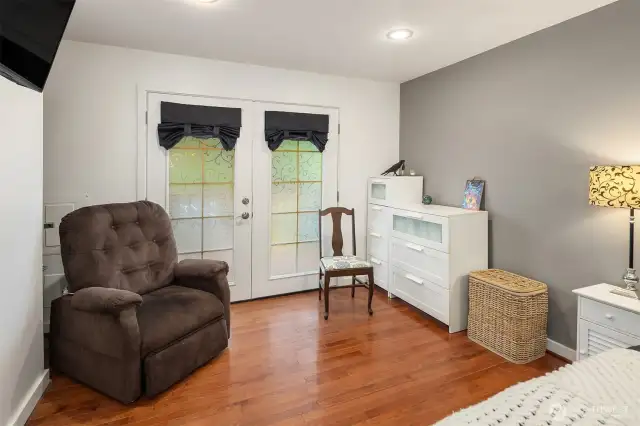 Spacious primary