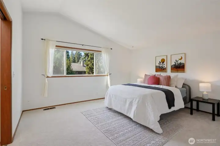 Large Primary Suite with Ensuite Bathroom