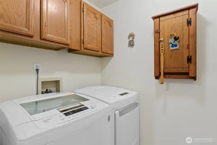Utility Room with Washer & Dryer
