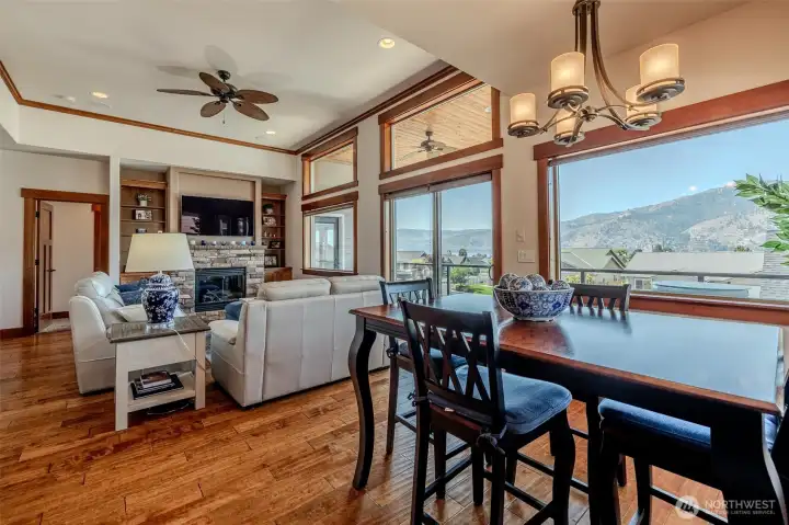 Open concept kitchen with eating space, amazing mountain views!