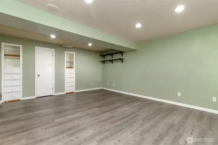 Downstairs bedroom is huge!