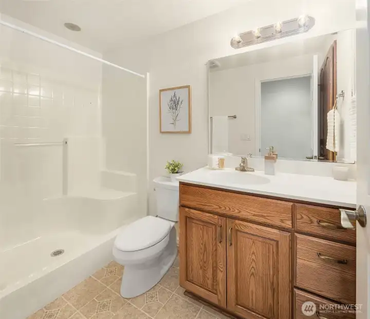 2nd Primary bathroom