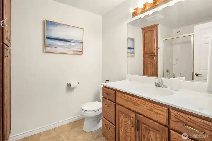 Upstairs guest bathroom