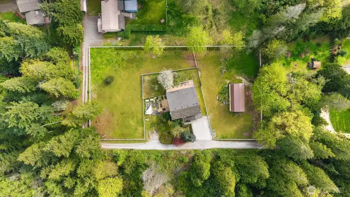 Peaceful living with convenience of location