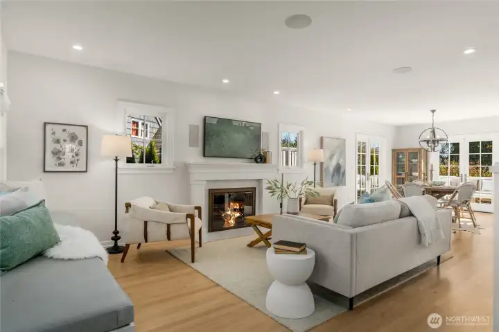 Spacious Bright Living room