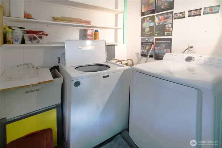washer and dryer with it's own hot water heater