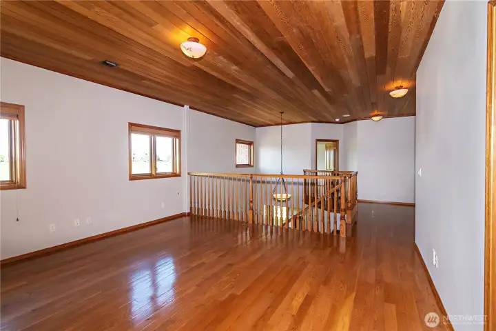 Upstairs bonus space