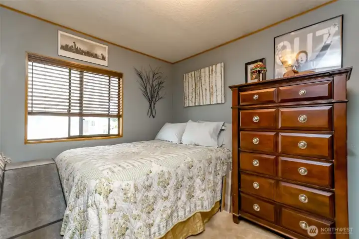 Second bedroom