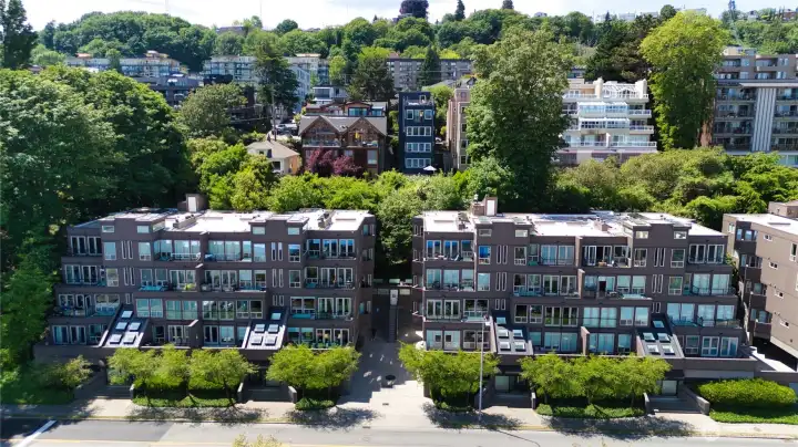 Views overlooking Lake Union Views overlooking Lake Union