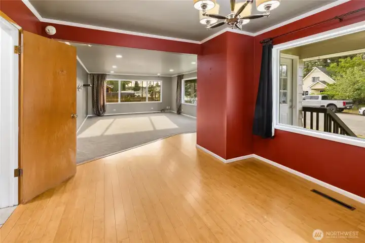 Bright dining area showcasing beautiful bamboo flooring and an inviting atmosphere.