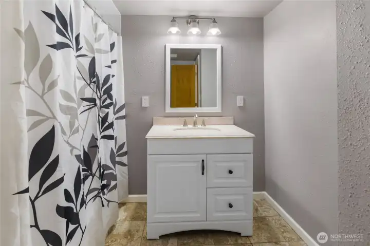 Spacious full bath.