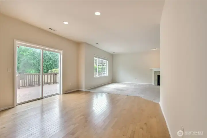 Sliding doors open to deck and backyard. Sliding doors open to deck and backyard.