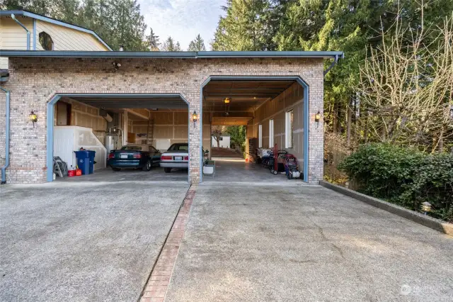 Huge garage with oversize doors