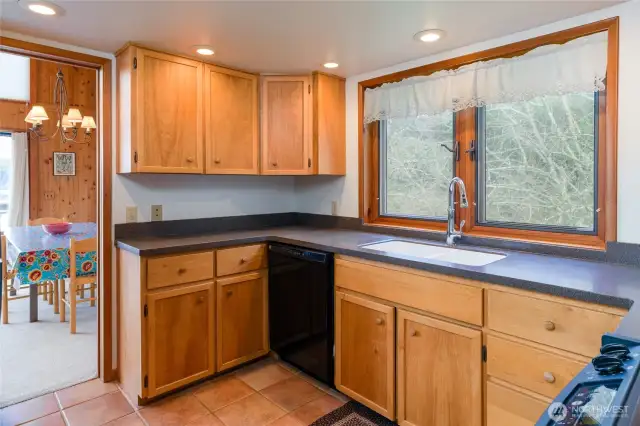 Kitchen seen from entryway