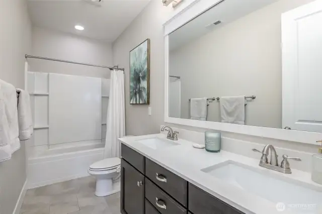 2nd floor shared bath