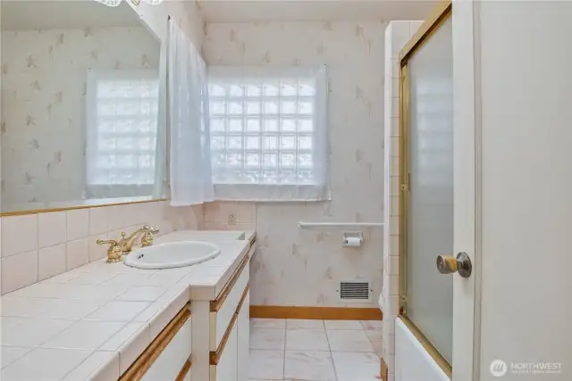 Main Floor Bathroom