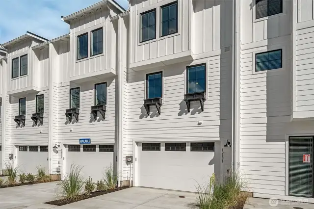 Exterior View Shaw Heights