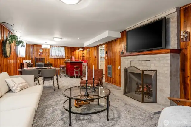 Plush new high quality carpeting throughout this wonderful lower-level family room, offering a multitude of uses