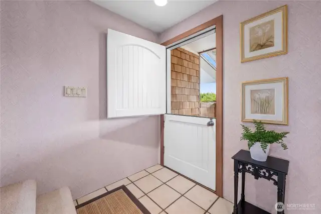 Dutch door entryway