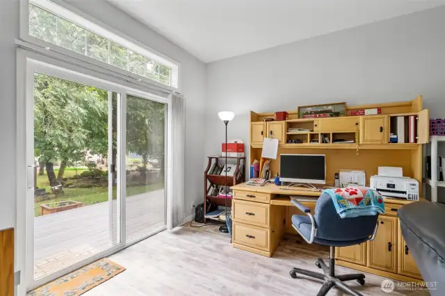 Office/Bonus Room off of Primary