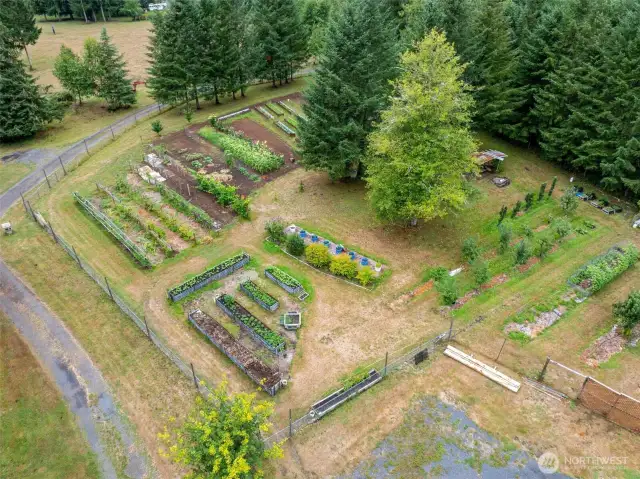 Manicure Gardens