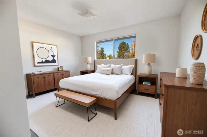 Bed 2/5 (Virtually  staged).
