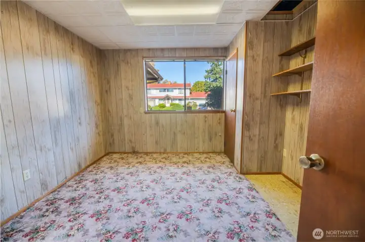Bed 5/5 is the smallest of the 5 bedrooms. They are all very spacious.