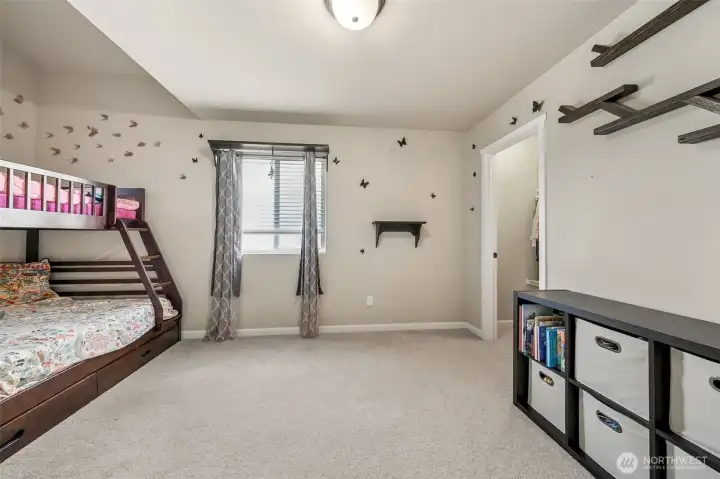 Spacious bedroom.