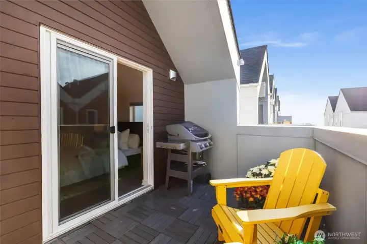 Fancy grills conveys.