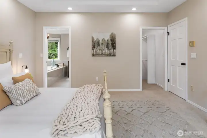 Expansive primary suite