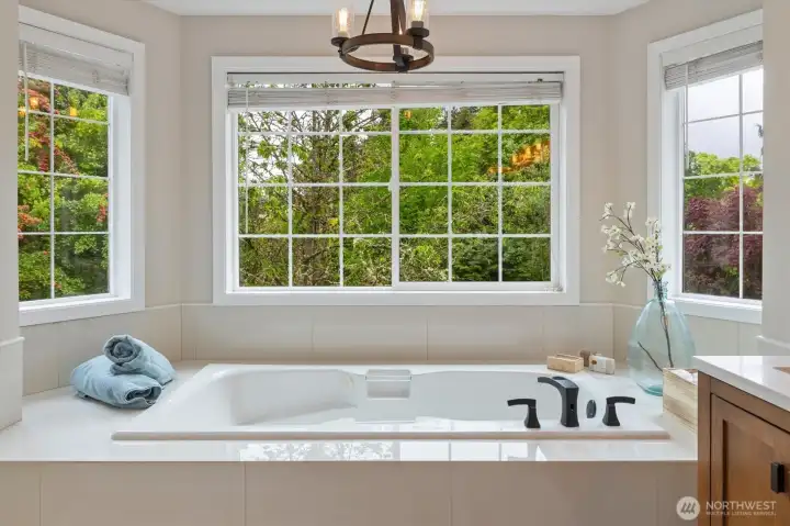 Primary bath with jetted tub
