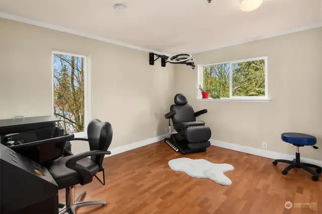This bedroom is currently set up as a salon/spa but can removed upon request prior to closing.