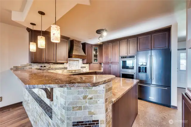 Enjoy this kitchen!