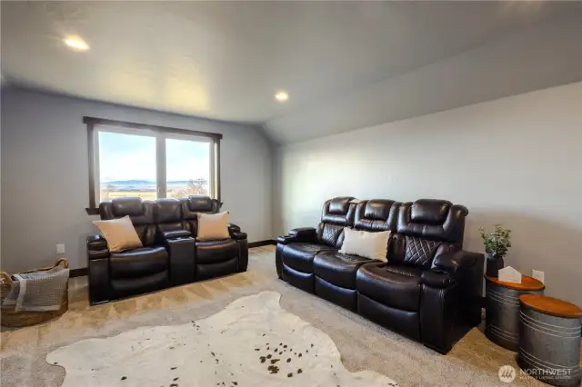 Bonus room with beautiful views from each window