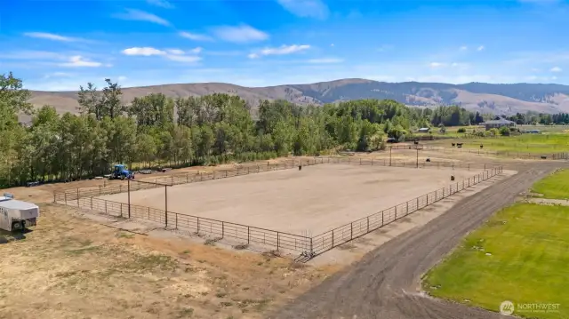 Outdoor arena - w/extra tack room (not pictured to the left) and tons of space for parking and turning around trailers