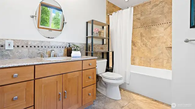 Primary bath
