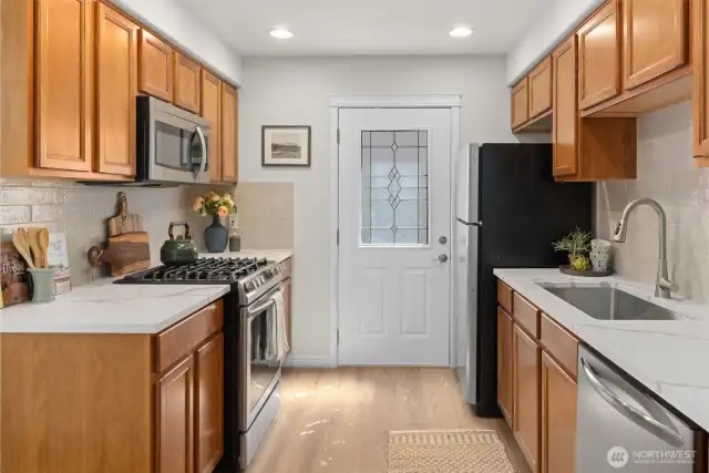 Door leads to side yard