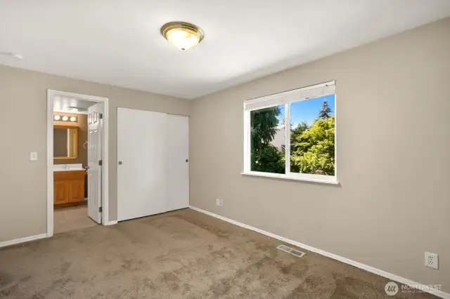 Bathroom off main bedroom