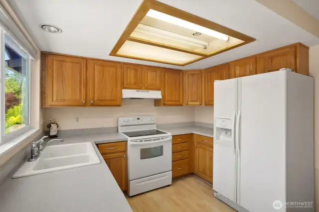 Double sinks and nice refrigerator