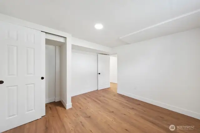 Room in the 2nd unit