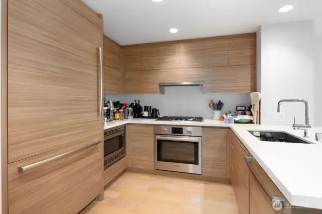 Sleek and modern kitchen.