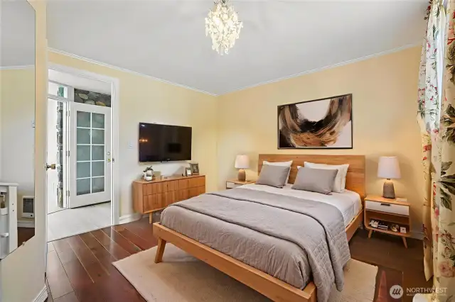 Primary suite
